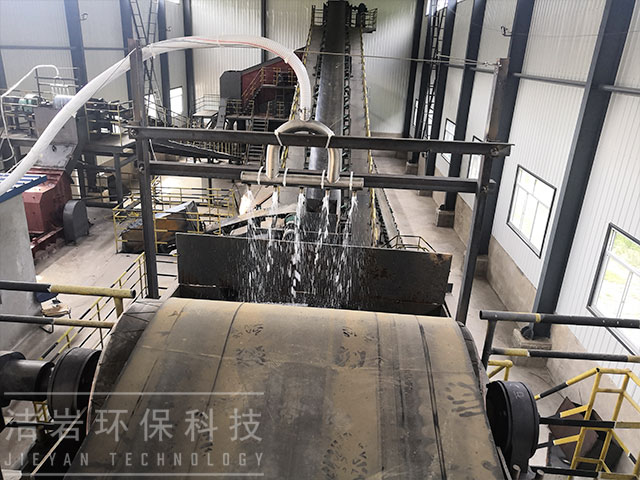 河北承德建筑石料礦破碎泡沫干霧抑塵系統