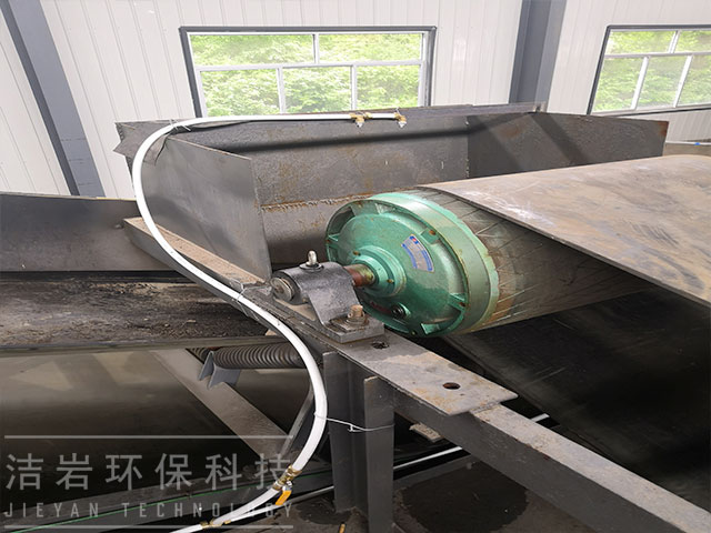 石料礦破碎泡沫干霧抑塵系統 