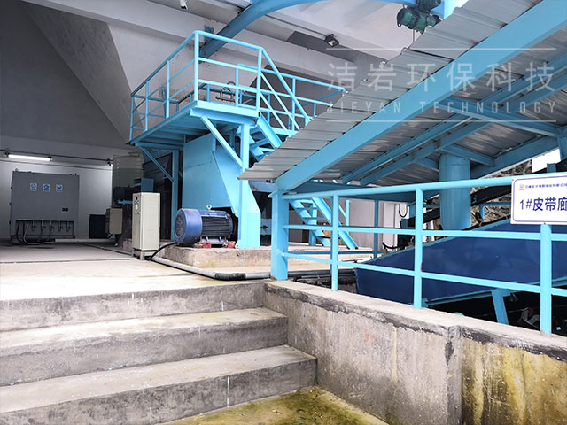 廣東韶關鈾礦破碎泡沫干霧抑塵系統